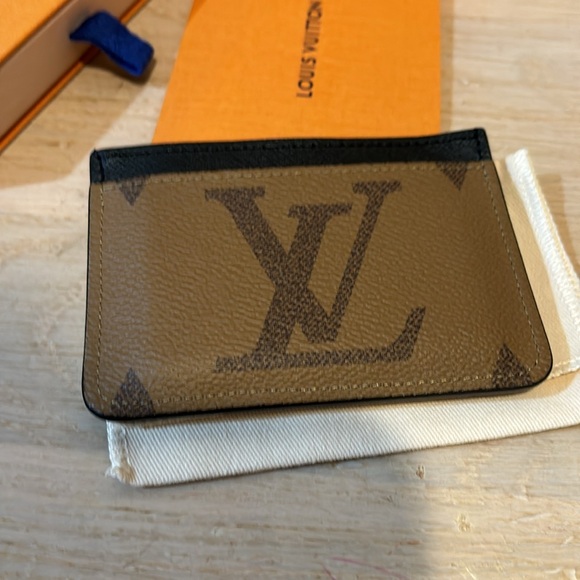 Louis Vuitton side up card holder LVmonogram black Other side large LV tan/taupe - Picture 7 of 10